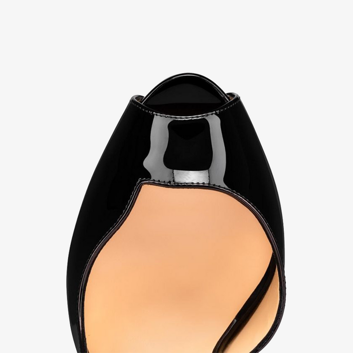 Black Patent Pumps ￡?Heart-Shaped Notches - ARNO CONTI