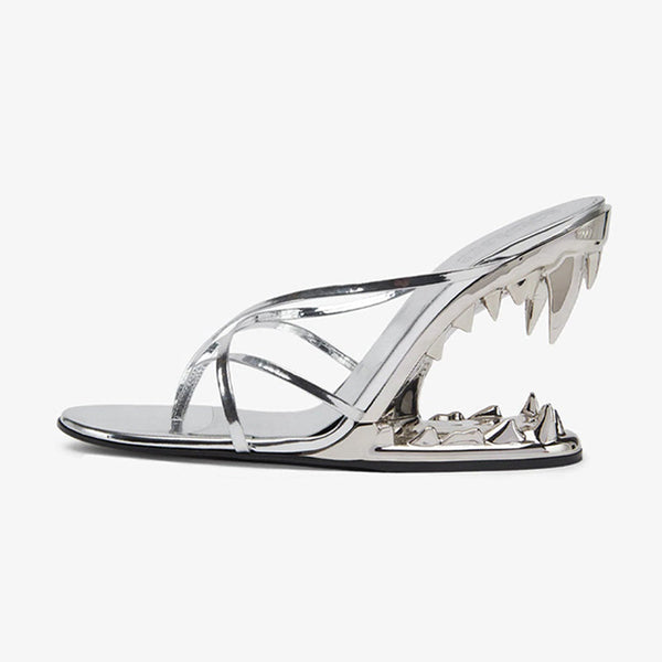Sculpted Mirror Heel Sandals – Silver