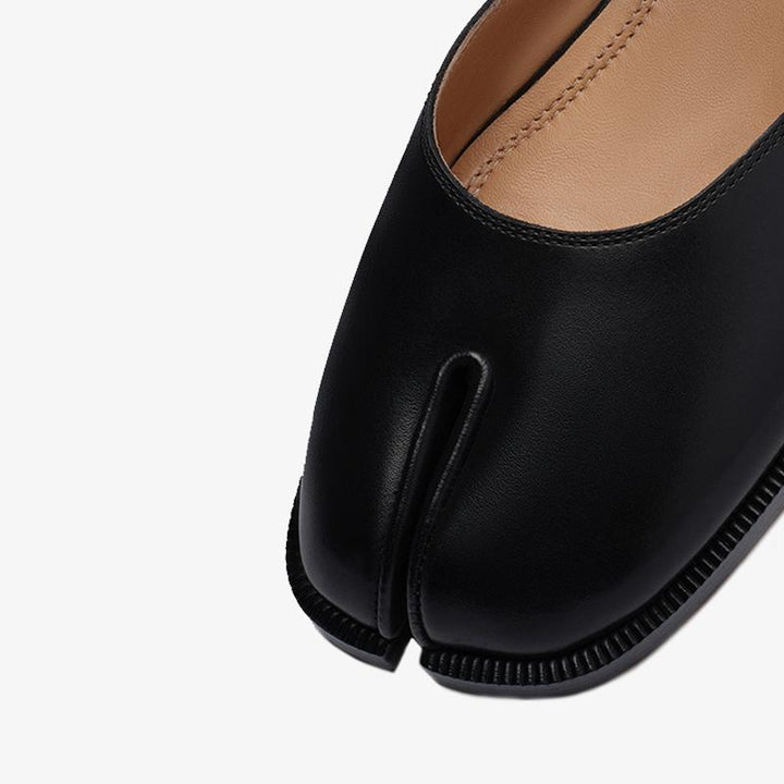 Double Strap Split-Toe Leather Sandals - ARNO CONTI